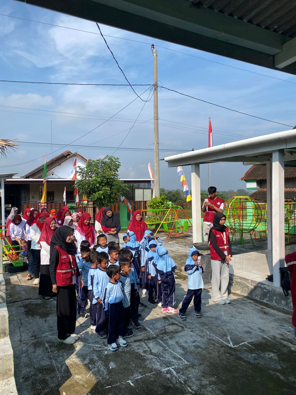 Mahasiswa KKN 04 Karangbangun Jadi Panitia Outbond dan Lomba TK Pertiwi 02